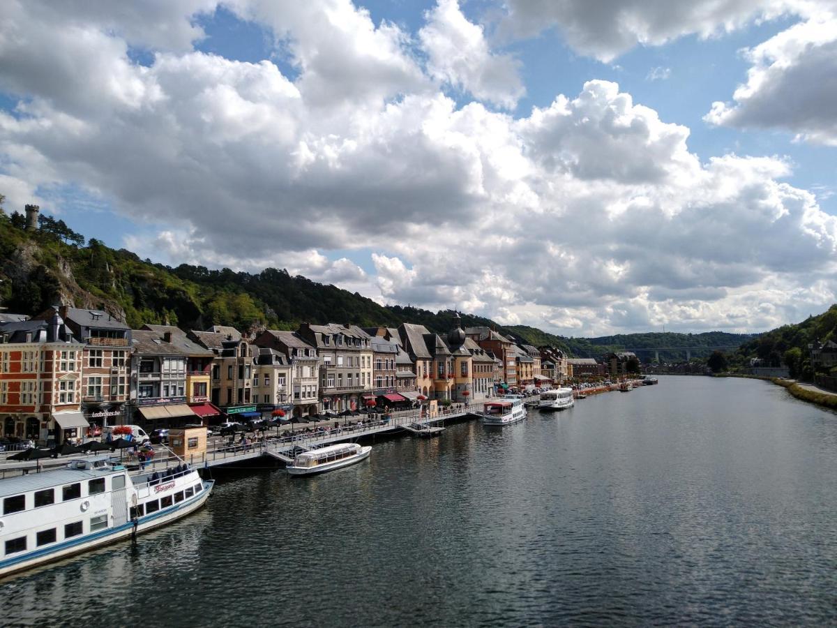 Le Cerf Vert Dinant Zewnętrze zdjęcie